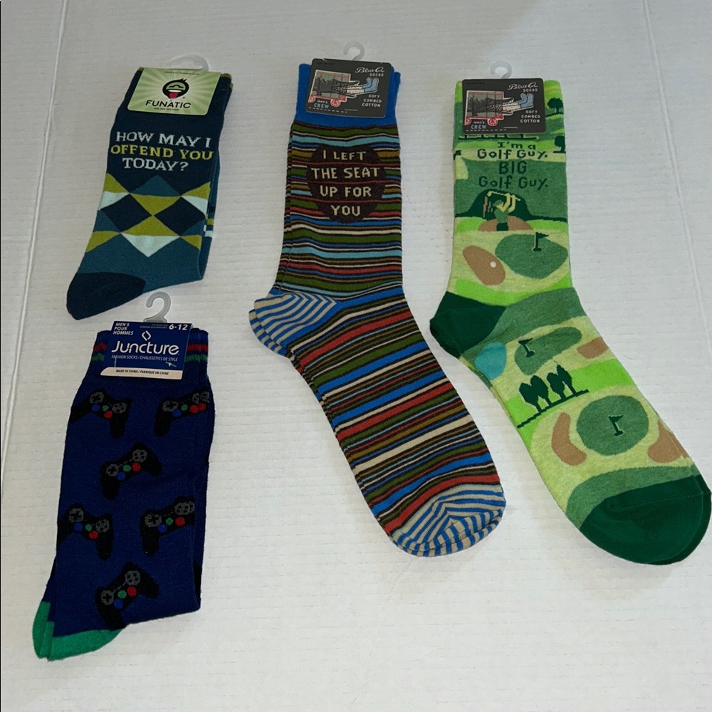 💗 NWT Bundle of 4 - Blue Q, Funatics & Juncture Men’s Novelty Crew Socks